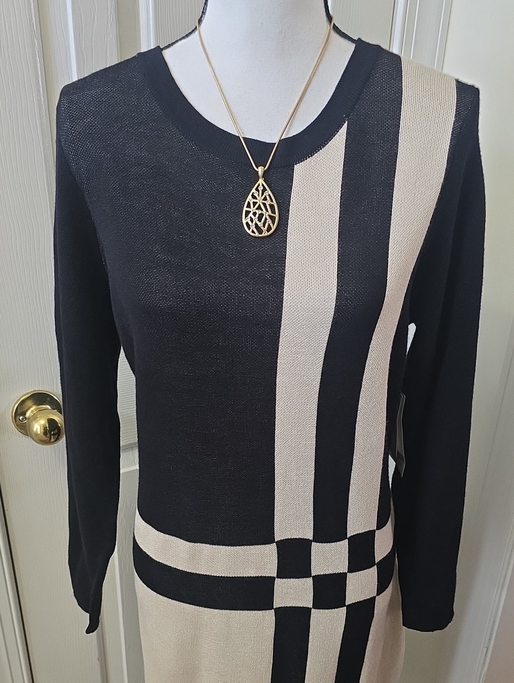 DANNY & NICOLE BRAND WOMEN'S PLUS SIZE BLACK & BEIGE KNIT SWEATER DRESS SIZE 1X
